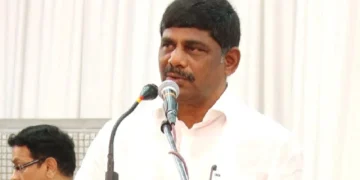 ತಮ್ಮ ಮನೆಯ ಮಹಿಳೆಯರಿಗೂ ಬಿಜೆಪಿ ನಾಯಕರು ಗೌರವ ಕೊಡುವುದಿಲ್ಲ: ಬಿಜೆಪಿ ನಾಯಕರ ವಿರುದ್ಧ ಡಿಕೆ ಸುರೇಶ್ ವಾಗ್ದಾಳಿ