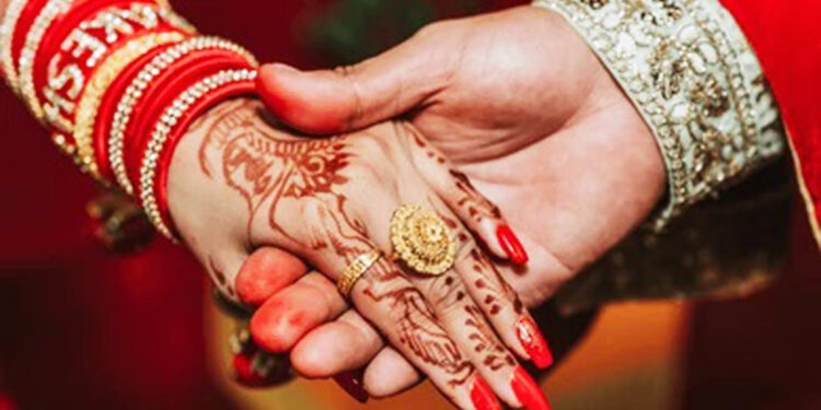 ಉತ್ತರ ಪ್ರದೇಶ : ಪ್ರಿಯತಮೆಗಾಗಿ ಹಿಂದೂ ಧರ್ಮ ಸ್ವೀಕರಿಸಿದ ಮುಸ್ಲಿಂ ವ್ಯಕ್ತಿ.