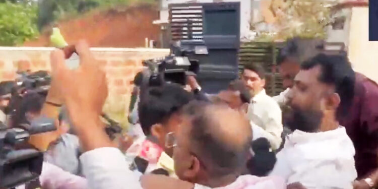 ಮಂಗಳೂರು : ಮಸಾಜ್ ಸೆಂಟರ್ ದಾಳಿ ಪ್ರಕರಣ : ಪ್ರಸಾದ್ ಅತ್ತಾವರ ಬಂಧನ