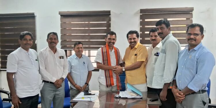 ದಕ್ಷಿಣ ಕನ್ನಡ ಕೃಷಿಕ ಸಮಾಜದ ಪದಾಧಿಕಾರಿಗಳ ಆಯ್ಕೆಗೆ ಚುನಾವಣೆ; ಬಿಜೆಪಿ ಬೆಂಬಲಿತ ಸಹಕಾರ ಭಾರತಿ ಅಭ್ಯರ್ಥಿಗಳು ಅದೃಷ್ಟ ಶಾಲಿಗಳಾಗಿ ಆಯ್ಕೆ