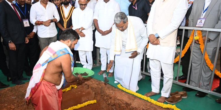 ಜಿಲ್ಲೆಗೊಂದು ಸರಕಾರಿ ವೈದ್ಯಕೀಯ ಕಾಲೇಜು: ದ.ಕ.ಜಿಲ್ಲೆಗೆ ಸರಕಾರಿ ವೈದ್ಯಕೀಯ ಕಾಲೇಜಿನ ಅಗತ್ಯ-ಸಿಎಂ