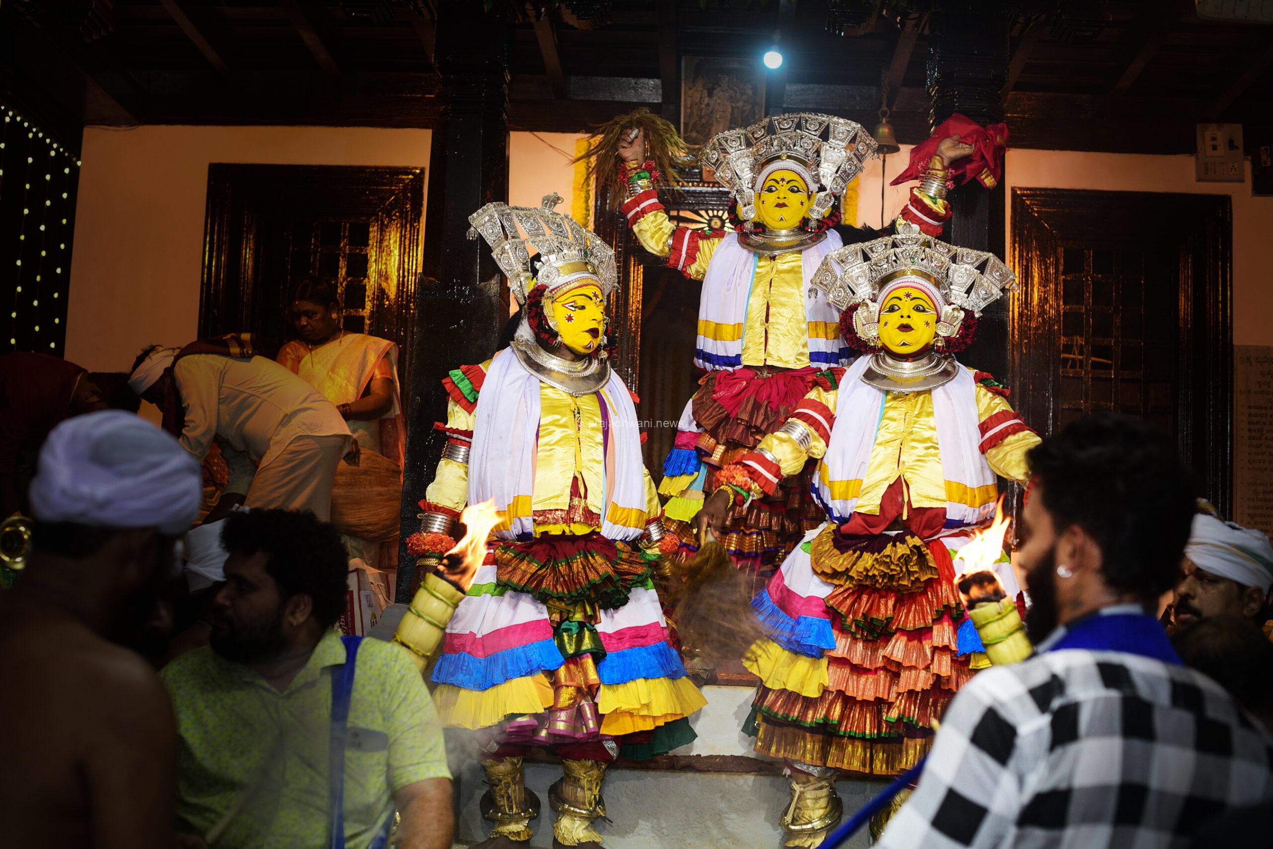 ಪುತ್ತೂರು:  ಚಿಕ್ಕಮುಡ್ನೂರು ಮೂಡಾಯೂರುಗುತ್ತು “ಆರಿಗೋ”  ಶ್ರೀ ಬೈದೇರುಗಳ  ನೇಮೋತ್ಸವ.