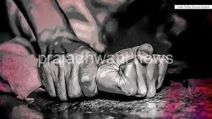 ಸ್ನೇಹಿತರಿಗೆ ಹಣಕ್ಕಾಗಿ ಹೆಂಡತಿ ಮೇಲೆ ಅತ್ಯಾಚಾರವೆಸಗಲು ಹೇಳಿದ ಗಂಡ