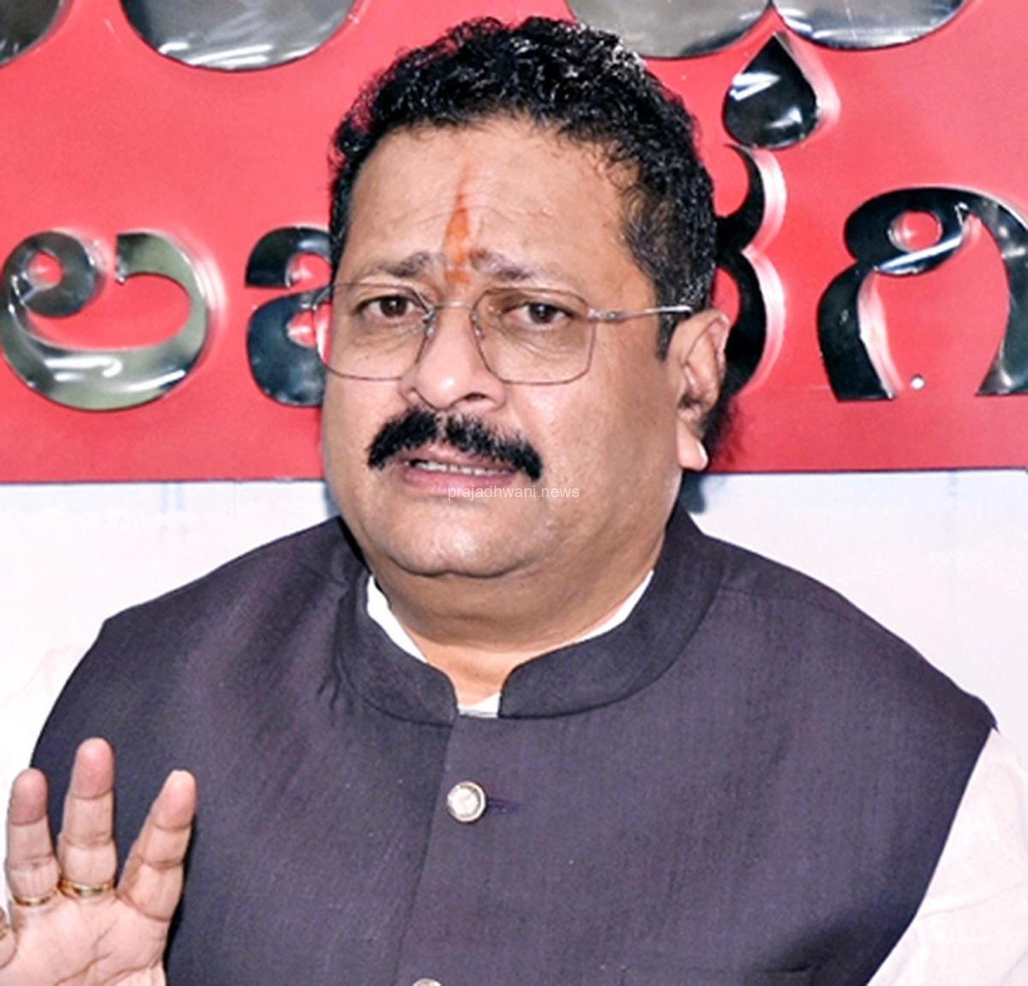 ವಿಜಯಪುರ ಬಿಜೆಪಿ ಶಾಸಕ ಬಸನಗೌಡ ಪಾಟೀಲ್ ಯತ್ನಾಳ್  ಬಿಜೆಪಿಯಿಂದ ಉಚ್ಚಾಟನೆ