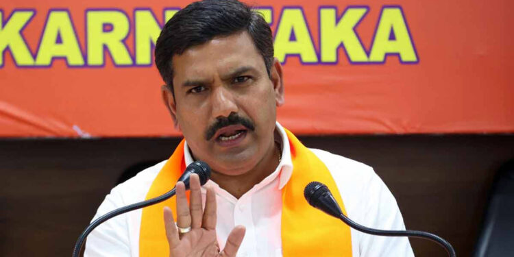 ಶಿಸ್ತು ಕ್ರಮವನ್ನು ನಾನು ಸಂಭ್ರಮಿಸಲಾರೆ: ಯತ್ನಾಳ್ ಉಚ್ಛಾಟನೆಗೆ ವಿಜಯೇಂದ್ರ ಮೊದಲ ಪ್ರತಿಕ್ರಿಯೆ