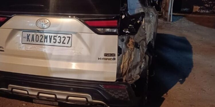 ಕರ್ನಾಟಕ ಬಿಜೆಪಿ ರಾಜ್ಯಾಧ್ಯಕ್ಷ ಬಿವೈ ವಿಜಯೇಂದ್ರ ಅವರ ಕಾರಿಗೆ ಲಾರಿ ಢಿಕ್ಕಿ!