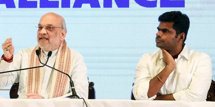 ತಮಿಳುನಾಡು ಬಿಜೆಪಿ ಅಧ್ಯಕ್ಷರಾಗಿ ನೈನಾರ್ ನಾಗೇಂದ್ರನ್ : ಅಣ್ಣಾಮಲೈಗೆ ಶೀಘ್ರದಲ್ಲೇ ರಾಷ್ಟ್ರೀಯ ಹುದ್ದೆ ಸಾಧ್ಯತೆ