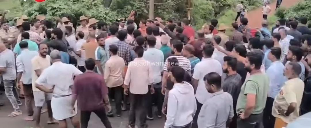 ಧರ್ಮಸ್ಥಳ : ಪಾಂಗಾಳ ರಸ್ತೆ ಸಮೀಪ ಯೂಟ್ಯೂಬ್ ಚಾನೆಲ್ ಗಳ ವರದಿಗಾರರ ಮೇಲೆ ಹಲ್ಲೆ ಮೂವರು ಆಸ್ಪತ್ರೆಗೆ ದಾಖಲು