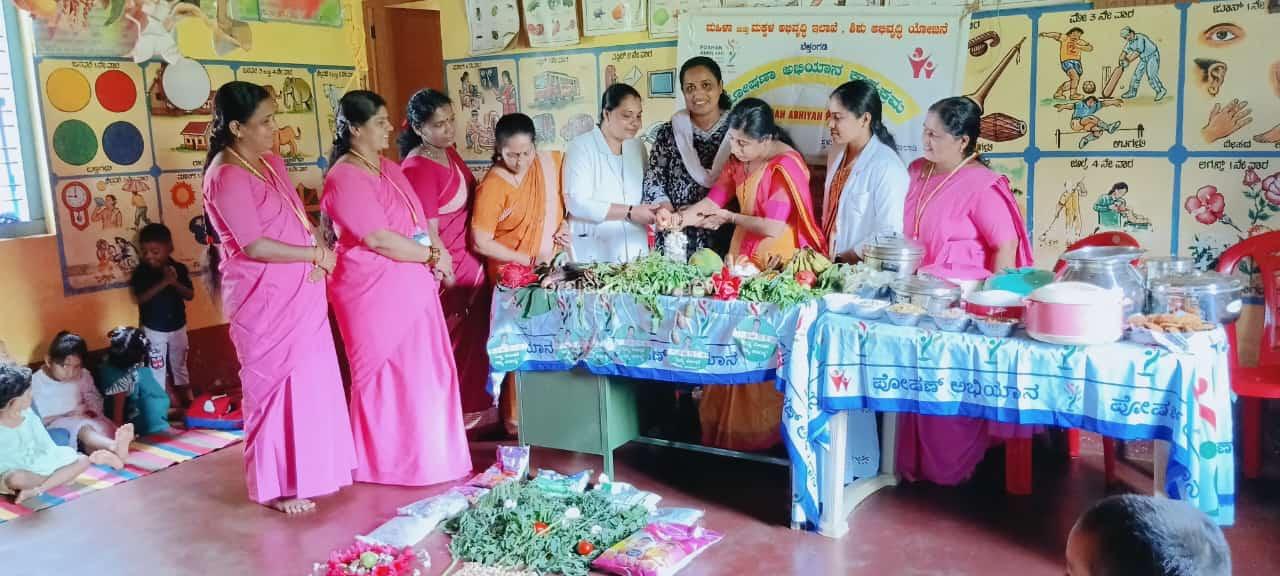 ಮಾಲಾಡಿ ಅಂಗನವಾಡಿ ಕೇಂದ್ರ ದಲ್ಲಿ ಪೌಷ್ಟಿಕ ಆಹಾರ ಸಪ್ತಾಹ; ಆರೋಗ್ಯ ತಪಾಸಣೆ, ಮಾತ್ರವಂದನ ,ಭಾಗ್ಯಲಕ್ಷ್ಮಿ ಗಳ ಬಗ್ಗೆ ಮಾಹಿತಿ