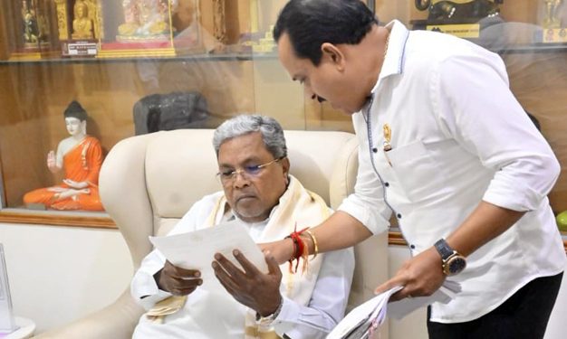 ಸಿಎಂ ಸಿದ್ದರಾಮಯ್ಯ ಅವರನ್ನು ಭೇಟಿಯಾಗಿ ಪುತ್ತೂರು ಮೆಡಿಕಲ್ ಕಾಲೇಜು ಮೀಟಿಂಗ್ ನಿಗದಿ, ಮುಖ್ಯಮಂತ್ರಿಗಳ ಭರವಸೆ, ಮೊಗೇರ ಸಂಘಕ್ಕೆ ಜಾಗ ಮಂಜೂರು, ಕೆದಿಲದಲ್ಲಿ ಕ್ರೀಡಾಂಗಣ:ಶಾಸಕ ಅಶೋಕ್ ರೈ