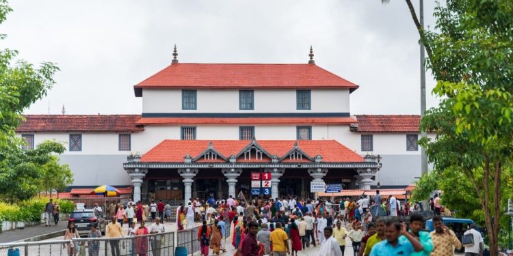 ನವರಾತ್ರಿ ಪ್ರಯುಕ್ತ ಧರ್ಮಸ್ಥಳದಲ್ಲಿ ವಿಶೇಷಪೂಜೆ ಸಾಂಸ್ಕೃತಿಕ ಕಾರ್ಯಕ್ರಮ