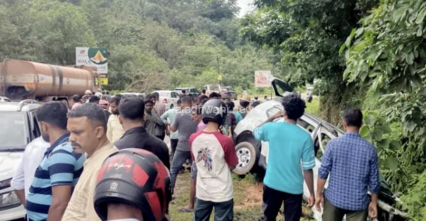 ಕಲ್ಲುಗುಂಡಿ: ಕಾರು ಮತ್ತು ಟ್ಯಾಂಕರ್ ನಡುವೆ ಭೀಕರ ಅಪಘಾತ, ಮಹಿಳೆ ಮೃತ್ಯು