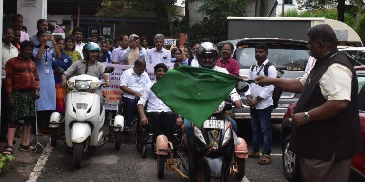 ವಿಶ್ವ ಬೆನ್ನುಹುರಿ ಅಪಘಾತ ದಿನಾಚರಣೆಯ ಪ್ರಯುಕ್ತ ಮಂಗಳೂರಿನಲ್ಲಿ  ಜಾಥಾ