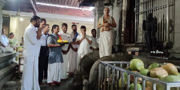 ಉಪ್ಪಿನಂಗಡಿ ಸಹಸ್ರಲಿಂಗೇಶ್ವರ ದೇವಸ್ಥಾನದಲ್ಲಿ ಸಭೆ ಮತ್ತು ಆಮಂತ್ರಣ ಪತ್ರಿಕೆ ಬಿಡುಗಡೆ