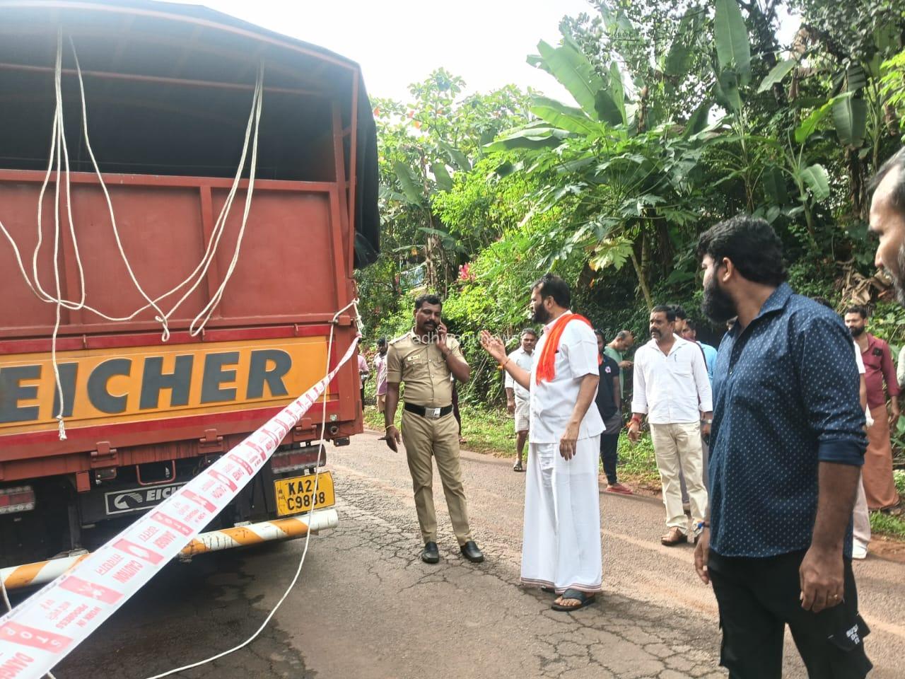 ಗೋಪೂಜೆಯಂದೇ ಗೋಹಂತಕರಿಗೆ ಗುಂಡೇಟು ನಡೆಸಿದ ಪೊಲೀಸ್ ಅಧಿಕಾರಿಗಳಿಗೆ ಅಭಿನಂದನೆ – ಅರುಣ್ ಕುಮಾರ್ ಪುತ್ತಿಲ