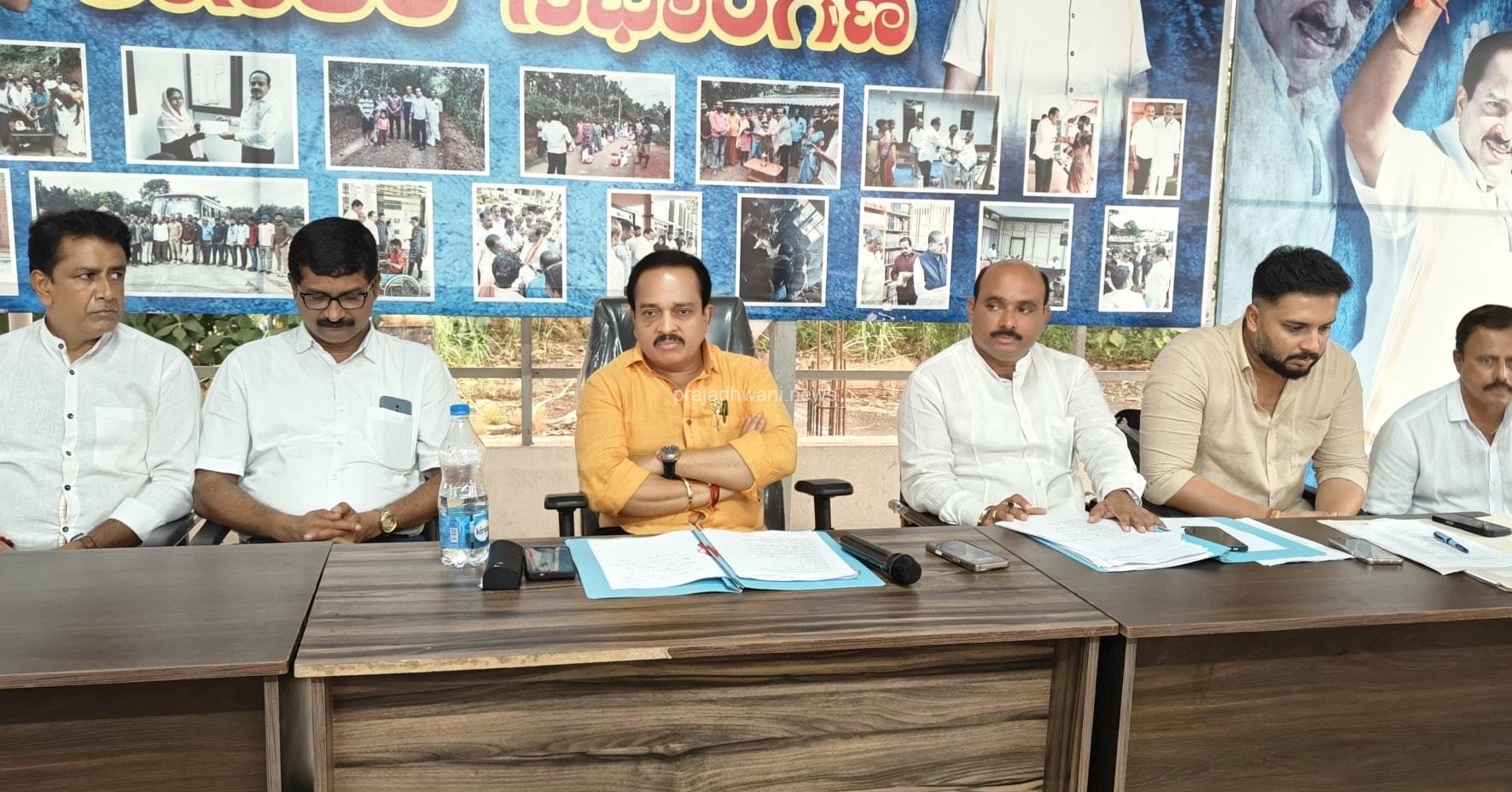 ಅಶೋಕ ಜನಮನ 2025: ಅಶೋಕ್ ರೈ ನೇತೃತ್ವದಲ್ಲಿ ಪೂರ್ವಭಾವಿ ಸಭೆ; ಬರುವ ಪ್ರತೀಯೊಬ್ಬರೂ ಅನ್ನದಾನವನ್ನು ಸ್ವೀಕರಿಸುವಂತೆ ನೋಡಿಕೊಳ್ಳಿ: ಶಾಸಕ ಅಶೋಕ್ ರೈ ಸೂಚನೆ