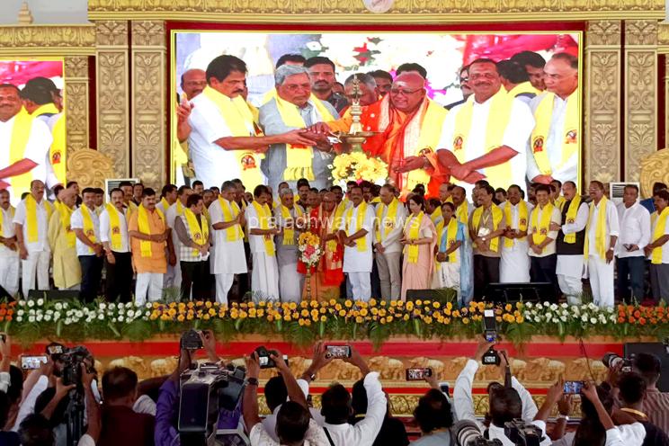 ಶಿವಗಿರಿ ಶಾಖಾ ಮಠ ಸ್ಥಾಪನೆಗೆ 5 ಎಕರೆ ಜಮೀನು ಘೋಷಣೆ ಜಾಗ ಗುರುತಿಸಲು ಬಿಲ್ಲವ ಸಮಾಜದ ಮುಖಂಡರಿಗೆ ಸೂಚಿಸಿದ : ಸಿಎಂ