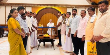 ಕಾರಿಂಜ ಶ್ರೀ ವನಶಾಸ್ತರ, ಶ್ರೀ ವೀರಭದ್ರಸ್ವಾಮಿ ದೇವಸ್ಥಾನ ಜೀರ್ಣೋದ್ದಾರ ಸಮಿತಿಯ ವತಿಯಂದ ಧರ್ಮಸ್ಥಳ ಧರ್ಮಾಧಿಕಾರಿ ಡಾ. ಡಿ  ವೀರೇಂದ್ರ ಹೆಗ್ಗಡೆಯವರ ಭೇಟಿ