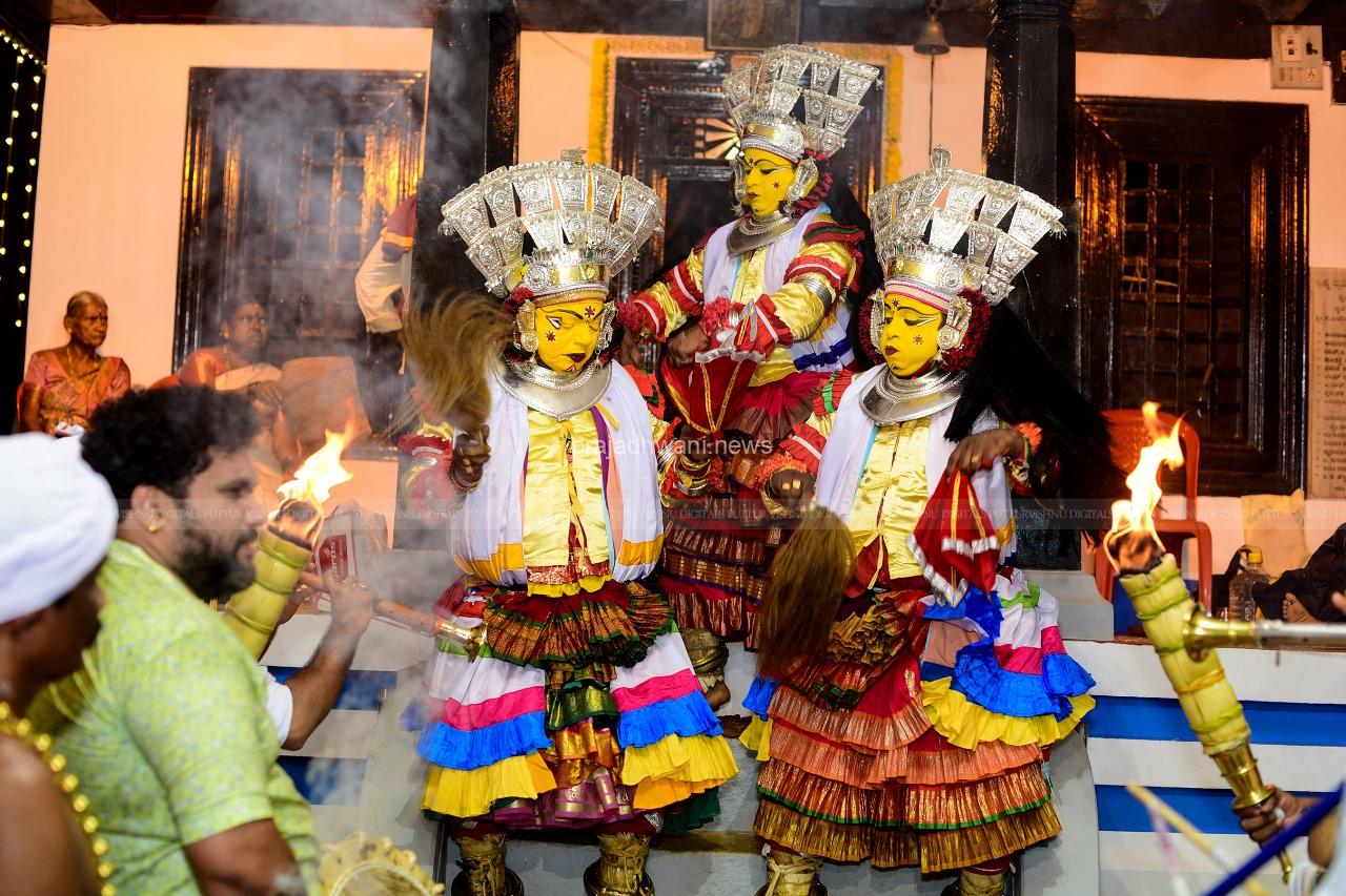 ಇಂದು ಕೋಟಿ ಚೆನ್ನಯರ ಜಿಲ್ಲೆಯ ಪ್ರಾಚೀನ ಗರಡಿಯಲ್ಲಿ ಮೂಡಾಯುರುಗುತ್ತು ಆರಿಗೊ ಬೈದೇರುಗಳ ನೇಮೋತ್ಸವ