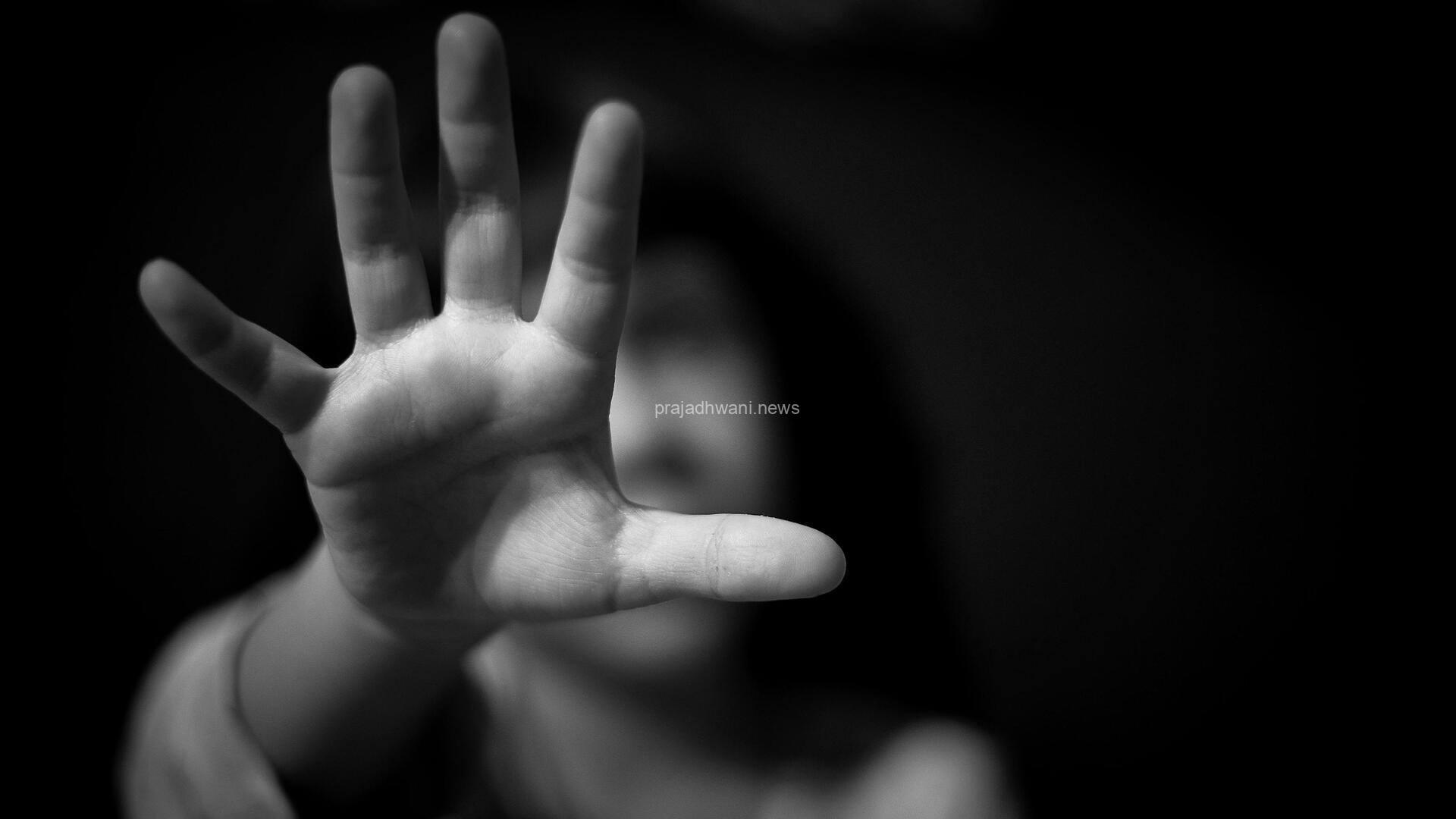 ಬಹಿರ್ದೆಸೆಗೆಂದು ಹೋಗಿದ್ದ ಬಾಲಕಿಯ ಮಾನಭಂಗ ಯತ್ನ- ಪ್ರಕರಣ ದಾಖಲು