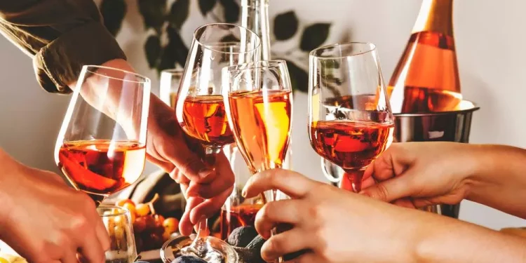 ಜ 24-25ರಂದು ಪುತ್ತೂರು ನಗರ ಠಾಣಾ ವ್ಯಾಪ್ತಿಯ ಬಾರ್ ಅಂಡ್ ರೆಸ್ಟೋರೆಂಟ್ ಮತ್ತು ವೈನ್ ಶಾಪ್ ಗಳು ಬಂದ್ – ಡಿ. ಸಿ. ಅದೇಶ