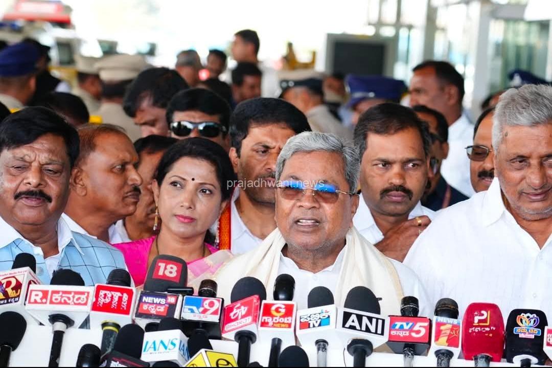 ಮೈಸೂರು: ಮಾಜಿ ಮುಖ್ಯಮಂತ್ರಿ ದಿ.ದೇವರಾಜ ಅರಸರ ಸುಧೀರ್ಘ ಅವಧಿಯ ಸಿ ಎಂ ಸ್ಥಾನದ ದಾಖಲೆ ಸರಿಗಟ್ಟಿದ ಸಿದ್ದರಾಮಯ್ಯ