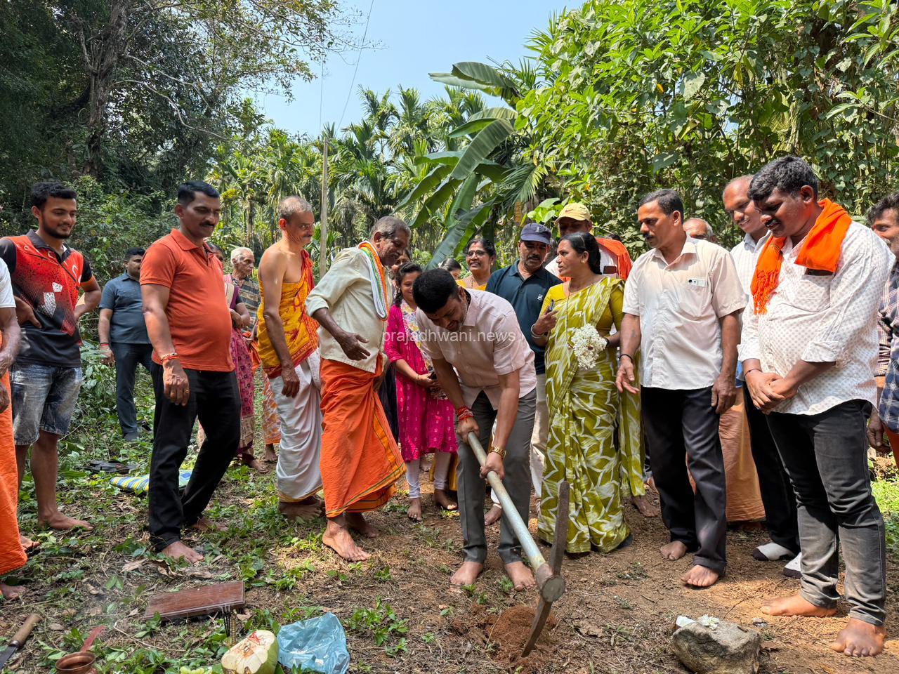 ಬೆಳ್ತಂಗಡಿ ಕೊಯ್ಯೂರು: ಹರ್ಪಳ ಹಾಗೂ ಅಡ್ಯಾಲು ನಲ್ಲಿ ಕಾಲುಸಂಕಗಳ ನಿರ್ಮಾಣಕ್ಕೆ ಶಾಸಕ ಹರೀಶ್ ಪೂಂಜರಿಂದ ಶಿಲಾನ್ಯಾಸ