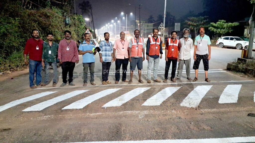 ವರ್ಣಕುಂಚ ಕಮರ್ಷಿಯಲ್ ಆರ್ಟಿಸ್ಟ್ ಅಸೋಸಿಯೇಶನ್ (ರಿ.)ಪುತ್ತೂರು- ನಗರದ ಪ್ರಮುಖ ರಸ್ತೆಗಳ ಹಂಪುಗಳಿಗೆ ಬಿಳಿ ಬಣ್ಣ