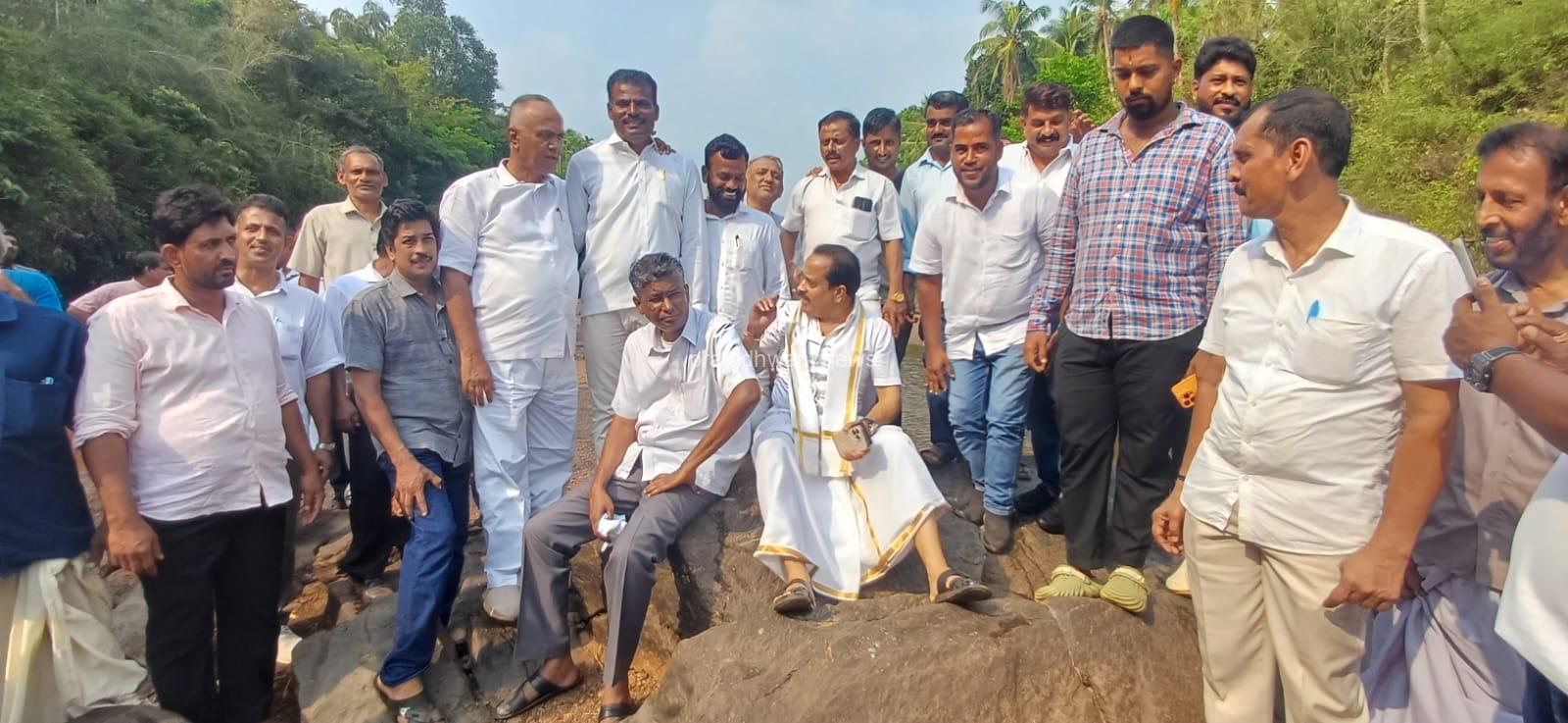 ಮಾಣಿಲ: ಸಿರಿಯ ನದಿಗೆ ಸೇತುವೆ ನಿರ್ಮಾಣಕ್ಕೆ 20 ಕೋಟಿ ಮಂಜೂರು: ಕರ್ನಾಟಕ-ಕೇರಳ ಸಂಪರ್ಕಕೊಂಡಿಯಾಗಲಿರುವ ನೂತನ ಸೇತುವೆ- ಕೊಟ್ಟ ಮಾತನ್ನು ಉಳಿಸಿದ ಶಾಸಕ ಅಶೋಕ್ ರೈ