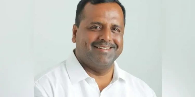 ಸಿಎಂ ಬದಲಾವಣೆ ಗದ್ದಲದ ನಡುವೆ ಡಿಸಿಎಂ ರೇಸ್‌ನಲ್ಲಿ ಯುಟಿ ಖಾದರ್?