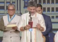 ರಾಜ್ಯದ ನೂತನ ಮುಖ್ಯಮಂತ್ರಿಯಾಗಿ ಪ್ರಮಾಣವಚನ ಸ್ವೀಕರಿಸಿದ ಡಿ ಕೆ ಶಿವಕುಮಾರ್ : ಕೆಪಿಸಿಸಿ ಅಧ್ಯಕ್ಷ ಸ್ಥಾನಕ್ಕೆ ಡಿಕೆಶಿ ರಾಜೀನಾಮೆ!