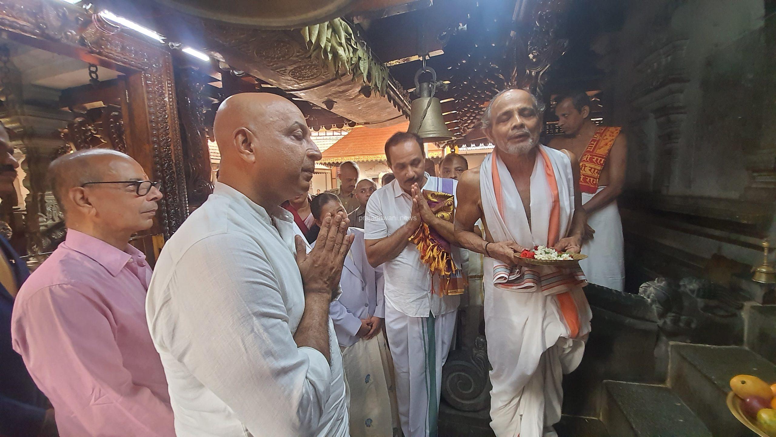 ಪುತ್ತೂರು ಶ್ರೀ ಮಹಾಲಿಂಗೇಶ್ವರ ದೇವಸ್ಥಾನಕ್ಕೆ ಹೈ ಕೋರ್ಟ್ ನ್ಯಾಯದೀಶರಾದ ವಿಶ್ವಜೀತ್ ಶೆಟ್ಟಿ ಭೇಟಿ
