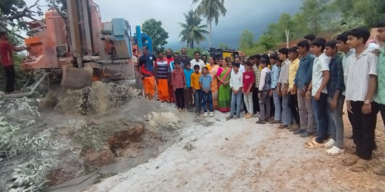 ಮೊಗ್ರು : ಬುಳೇರಿ ಮೊಗ್ರು ಪ್ರೌಢಶಾಲೆಯಲ್ಲಿ ನೀರಿನ ಸಮಸ್ಯೆ – ಶಾಸಕ ಹರೀಶ್ ಪೂಂಜಾ ರಿಂದ ತಕ್ಷಣ ಸ್ಪಂದನೆ, ಬೋರ್ವೆಲ್ ಸೌಲಭ್ಯ