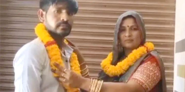ಹೆಂಡತಿಗೆ ವಿಚ್ಛೇದನ ನೀಡಿ ಅತ್ತೆಯನ್ನೇ ಮದುವೆಯಾದ ಅಳಿಯ!