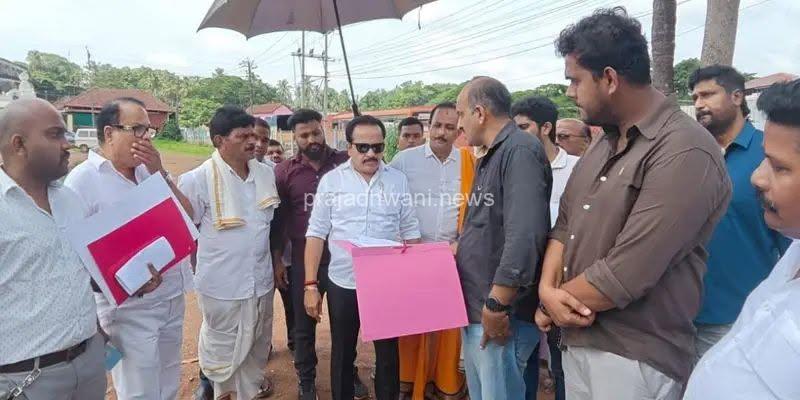 ಪುತ್ತೂರು:ಮಹಿಳಾ ಪೊಲೀಸ್ ಠಾಣಾ ಹಿಂಭಾಗದಿಂದ ಹಿಂದೂ ರುದ್ರಭೂಮಿವರೆಗೆ ಕಾಂಕ್ರೀಟ್ ರಸ್ತೆ – ಶಾಸಕರಿಂದ ಪರಿಶೀಲನೆ