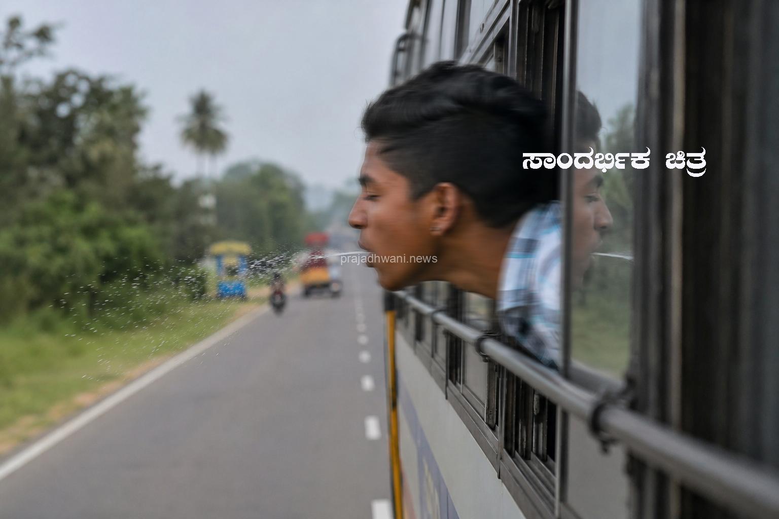 ಬಸ್ ಕಿಟಕಿಯಿಂದ ಗುಟ್ಕಾ ಉಗುಳಲು ತಲೆ ಹೊರಹಾಕಿದ ಯುವಕನಿಗೆ ಲಾರಿ ಡಿಕ್ಕಿ; ತಲೆ ತುಂಡಾಗಿ ದುರ್ಮರಣ