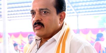 ಪುತ್ತೂರು: ಶಾಸಕ ಅಶೋಕ್ ರೈ ಹೆಸರು ಹೇಳಿ ಸುಳ್ಯದ ಮಹಿಳೆಗೆ ವಂಚನೆ – ಕಳೆದಕೊಂಡ ಮೊತ್ತವನ್ನು ನೀಡಿ ಮಾನವೀಯತೆ ಮೆರೆದ ಶಾಸಕರು