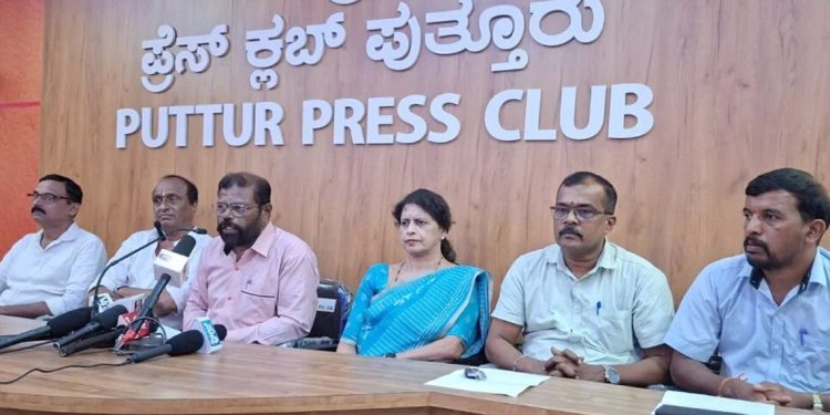 ಪುತ್ತಿಲ ಪರಿವಾರದ ಪ್ರತಿಭಟನೆಗೆ ನಾವು ಬೆಂಬಲಿಸುತ್ತೆವೆ- ಶಾಸಕರ ದಬ್ಬಾಳಿಕೆಯ ರಾಜಕಾರಣವನ್ನು ಜನ ಗಮನಿಸುತ್ತಿದ್ದಾರೆ: ರಾಜೇಶ್ ಬನ್ನೂರು