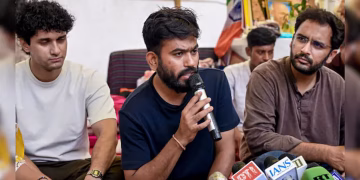ಸಿಜೆಪಿ ಬೇಡಿಕೆಗೆ ಕೇಂದ್ರ ಸರ್ಕಾರ ಒಪ್ಪಿಗೆ- ಮಾತುಕತೆಯ ಬಳಿಕ ಜಂಟಿ ಸುದ್ದಿಗೋಷ್ಠಿ – ಪ್ರತಿಭಟನೆ ಹಿಂಪಡೆದ ಸಿಜೆಪಿ :ಶಾಂತಿಯುತವಾಗಿ ತೆರಳಲು ವಿದ್ಯಾರ್ಥಿಗಳಿಗೆ ಕರೆ