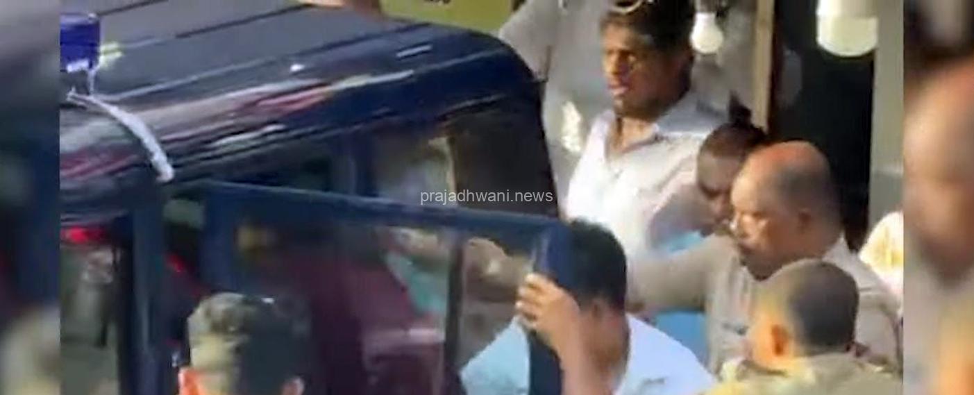 ದರ್ಬೆ ಜಂಕ್ಷನ್‌ನ  ಜನಸೇವಾ ಕೇಂದ್ರದಲ್ಲಿ ಗಲಾಟೆಗೆ : ಓರ್ವನ ವಿರುದ್ಧ ಸ್ವಯಂ ಪ್ರೇರಿತ ದೂರು ದಾಖಲು