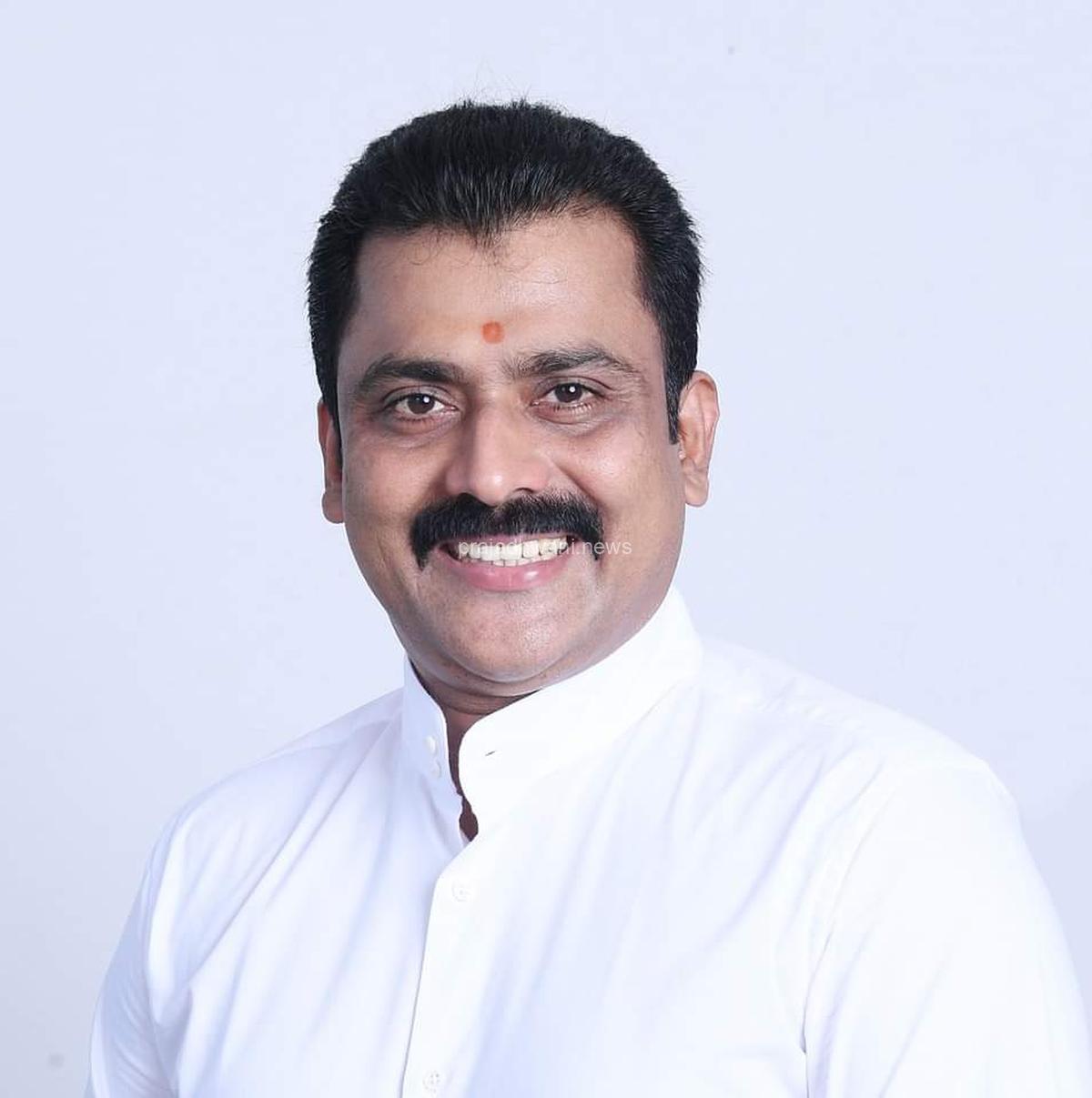 ನದಿಗಳು ಮತ್ತು ಸಾರ್ವಜನಿಕ ಸ್ಥಳಗಳಿಗೆ ತ್ಯಾಜ್ಯ ಎಸೆಯುವವರ ವಿರುದ್ಧ ಸರ್ಕಾರವು ತಪ್ಪಿತಸ್ಥರ ವಿರುದ್ಧ ನೇರ ಕ್ರಮ ಕೈಗೊಂಡಿಲ್ಲ ಯಾಕೇ?- ಸದನದಲ್ಲಿ ಪ್ರಶ್ನೆ ಮಾಡಿದ ಎಂಎಲ್‌ಸಿ ಕಿಶೋರ್ ಕುಮಾರ್