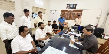 ಪುತ್ತೂರು: ಅಕ್ರಮ–ಸಕ್ರಮ, 94C ಅರ್ಜಿಗಳ ತುರ್ತು ವಿಲೇವಾರಿ ಹಾಗೂ ಪೌತಿ ಖಾತೆ ಸಮಸ್ಯೆ ಪರಿಹಾರಕ್ಕೆ ತಹಶೀಲ್ದಾರ್‌ ಭೇಟಿ ಮಾಡಿದ ಪುತ್ತಿಲ ಪರಿವಾರ ನಿಯೋಗ