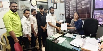 ಪುತ್ತೂರು ನಗರದಲ್ಲಿ ಕುಡಿಯುವ ನೀರಿನ ಸಮಸ್ಯೆ ಹಾಗೂ ಅಸಮರ್ಪಕ ಬೀದಿ ದೀಪದ ನಿರ್ವಹಣೆ ಸಮಸ್ಯೆ ಸರಿಪಡಿಸಲು ಪೌರಾಯುಕ್ತರಿಗೆ ಪುತ್ತಿಲ ಪರಿವಾರ ಮನವಿ