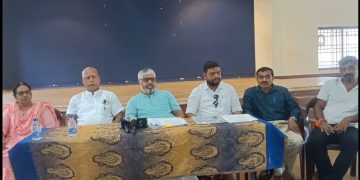 ಪುತ್ತೂರು ಮಹತೋಭಾರ ಮಹಾಲಿಂಗೇಶ್ವರ ದೇವಸ್ಥಾನದಲ್ಲಿ ದೇವರಿಗೆ ವಿರುದ್ಧವಾದ ವ್ಯವಸ್ಥೆಗಳು ನಡೆದಿದೆ- ಕೂಡಲೇ ಭಕ್ತರ ಸಭೆ ನಡೆಸಬೇಕು ಎಂದು ಮಹಾಲಿಂಗೇಶ್ವರ ದೇವಸ್ಥಾನ ಸಂರಕ್ಷಣಾ ಸಮಿತಿ ಆಗ್ರಹಿಸಿದೆ