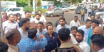 ಪುತ್ತೂರು: ಶಾಸಕರ ತೇಜೋವಧೆ ಆರೋಪ : ಕಾರ್ಯಕರ್ತರಿಂದ ಹಕೀಂ ಕೂರ್ನಡ್ಕ ವಿರುದ್ದ ಆಕ್ರೋಶ