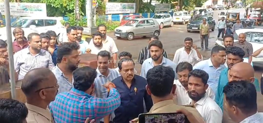 ಪುತ್ತೂರು: ಶಾಸಕರ ತೇಜೋವಧೆ ಆರೋಪ : ಕಾರ್ಯಕರ್ತರಿಂದ ಹಕೀಂ ಕೂರ್ನಡ್ಕ ವಿರುದ್ದ ಆಕ್ರೋಶ