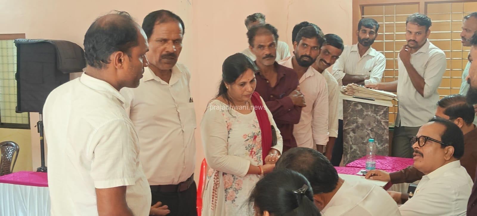 ಪುತ್ತೂರು ವಿಧಾನ ಸಭಾ ಕ್ಷೇತ್ರದ 28 ನೇ ಅಕ್ರಮ-ಸಕ್ರಮ ಬೈಠಕ್