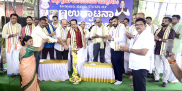 ಕೋಡಿಂಬಾಡಿಯ ಶಿವ ಸಂಕೀರ್ಣದಲ್ಲಿ ಅಕ್ಕರೆ ಕ್ರೆಡಿಟ್ ಕೋ-ಆಪರೇಟಿವ್ ಸೊಸೈಟಿಯ ಶುಭಾರಂಭ