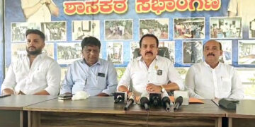 ದೀಪಾವಳಿ ಪ್ರಯುಕ್ತ ಆಯೋಜಿಸಲಾಗಿದ್ದ 14ನೇ ವರ್ಷದ ‘ಅಶೋಕ ಜನ-ಮನ’ ವಸ್ತ್ರ ವಿತರಣಾ ಕಾರ್ಯಕ್ರಮ ಕಾರ್ಯಕ್ರಮ ನ.22ಕ್ಕೆ ಮುಂದೂಡಿಕೆ