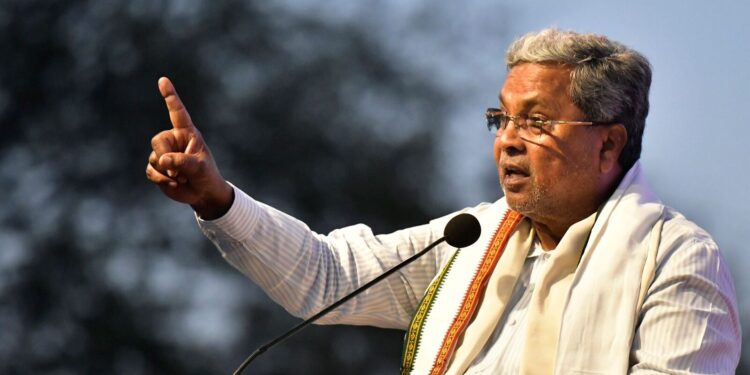 ಸ್ಟಿಂಗ್ ಆಪರೇಷನ್ ವಿವಾದದ : ಮಾನಹಾನಿ ಪ್ರಸಾರಕ್ಕೆ ತಡೆ ಕೋರಿ ಕೋರ್ಟಿಗೆ ಮಾಜಿ ಸಿಎಂ ಸಿದ್ದರಾಮಯ್ಯ